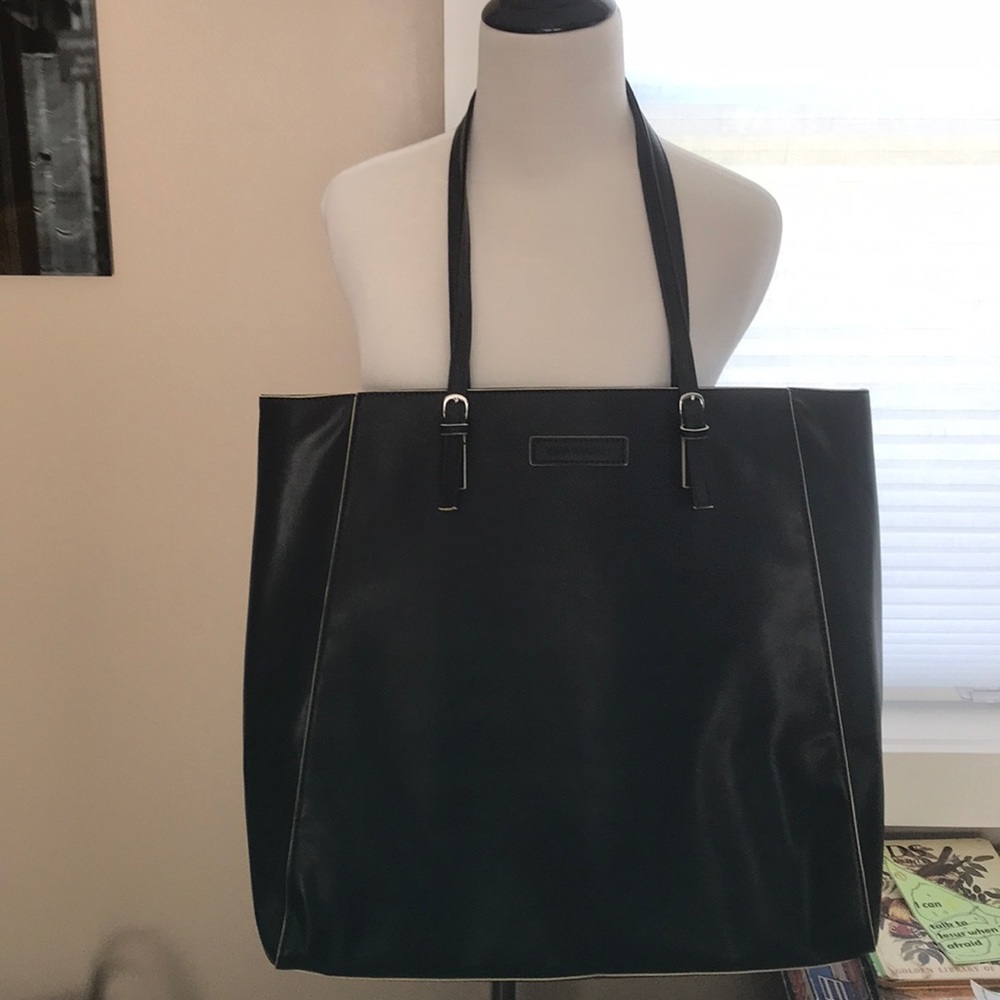 NEW Vera Bradley Slim Buckle Tote